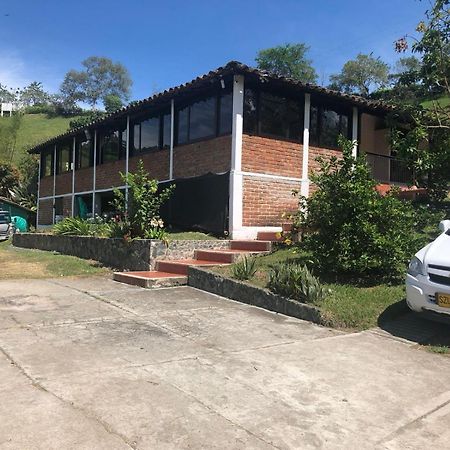 Casa Campestre Buga Parcelacion Paraiso De Sonsito Villa Eksteriør bilde